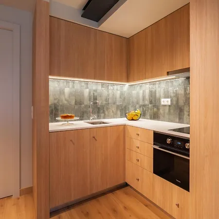 Σπίτι διακοπών Modern Duplex With Balcony By Hostwise *