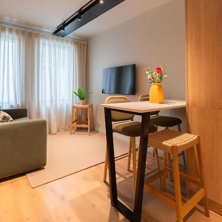 Casa de Férias Modern Duplex With Balcony By Hostwise *